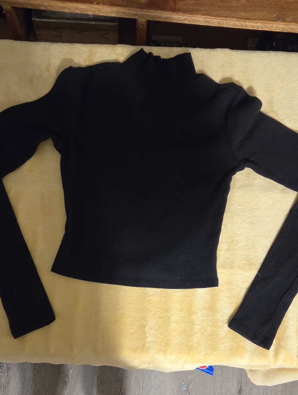 Arizona Jean Company Black Ribbed Mock Neck Sweater
